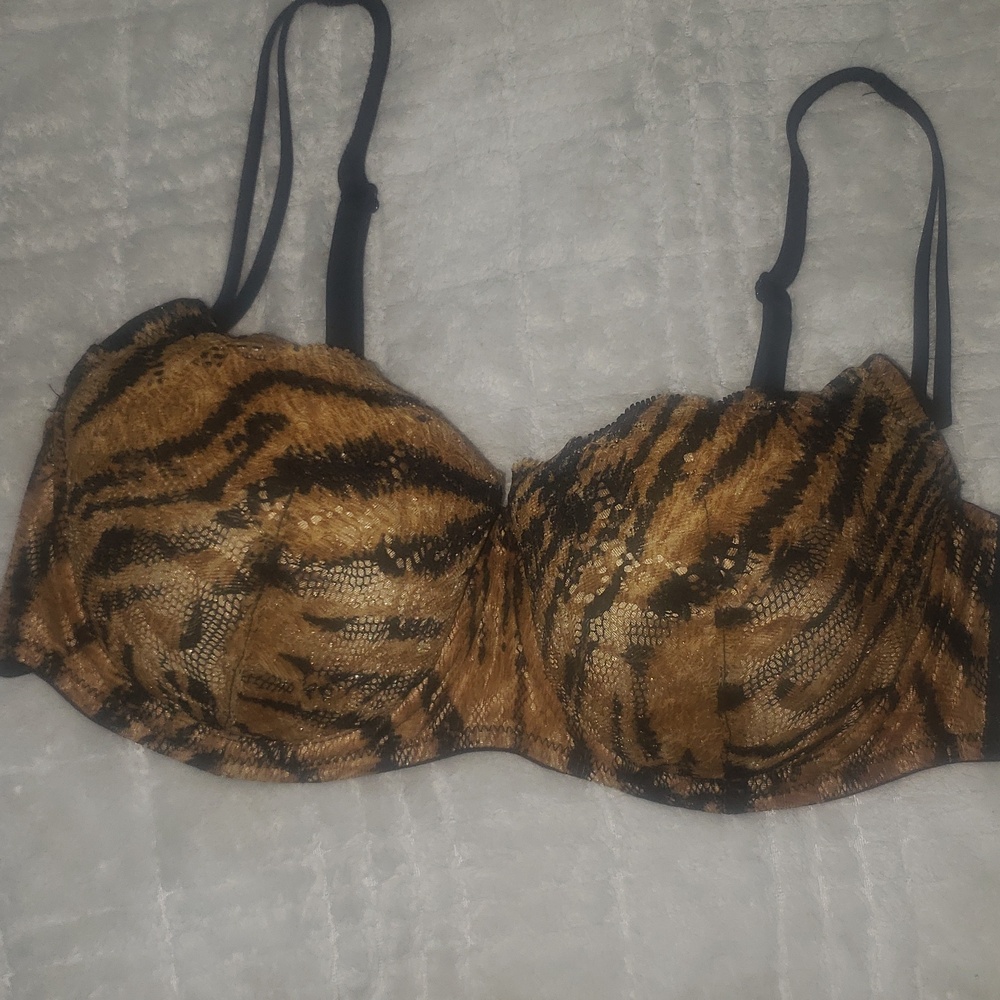 Victoria Secret Tiger animal print bra